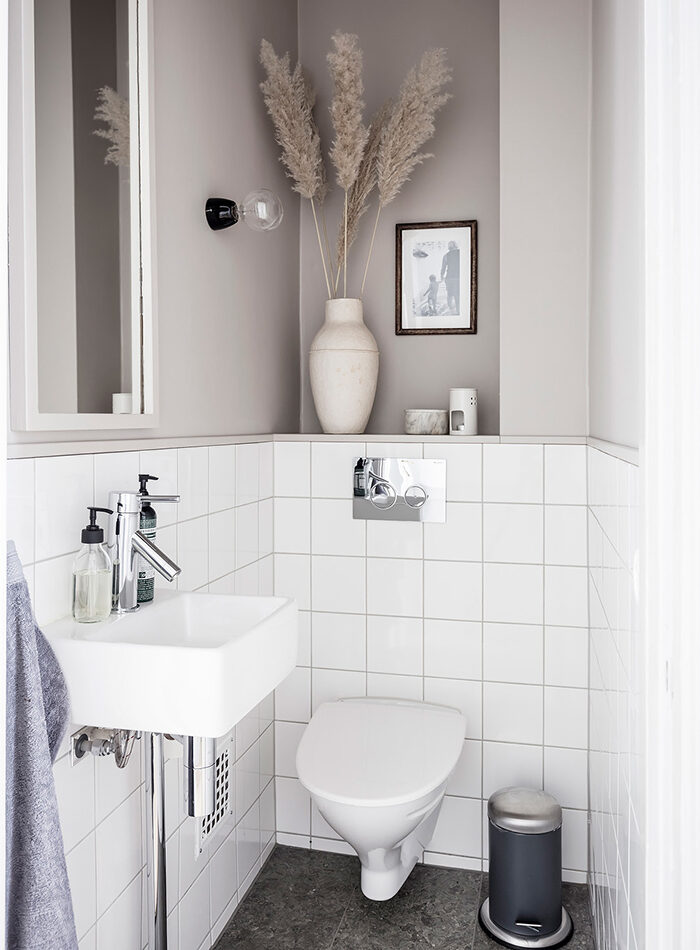 beige and white bathroom